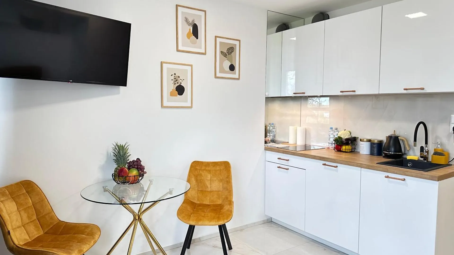 Moveen! Wynajem Apartamentow We Wroclawiu! 10 Minut Od Centrum 0*, Wroclaw Poland