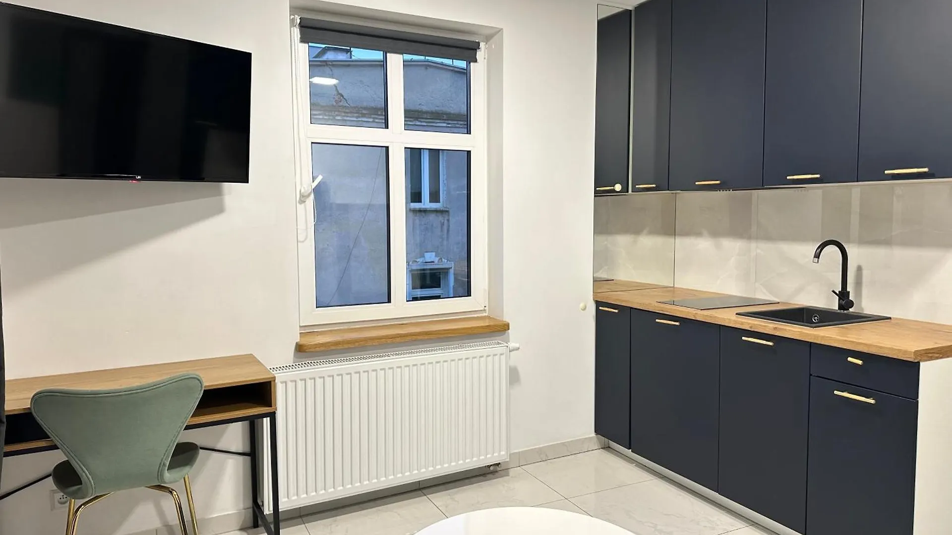 Moveen! Wynajem Apartamentow We Wroclawiu! 10 Minut Od Centrum