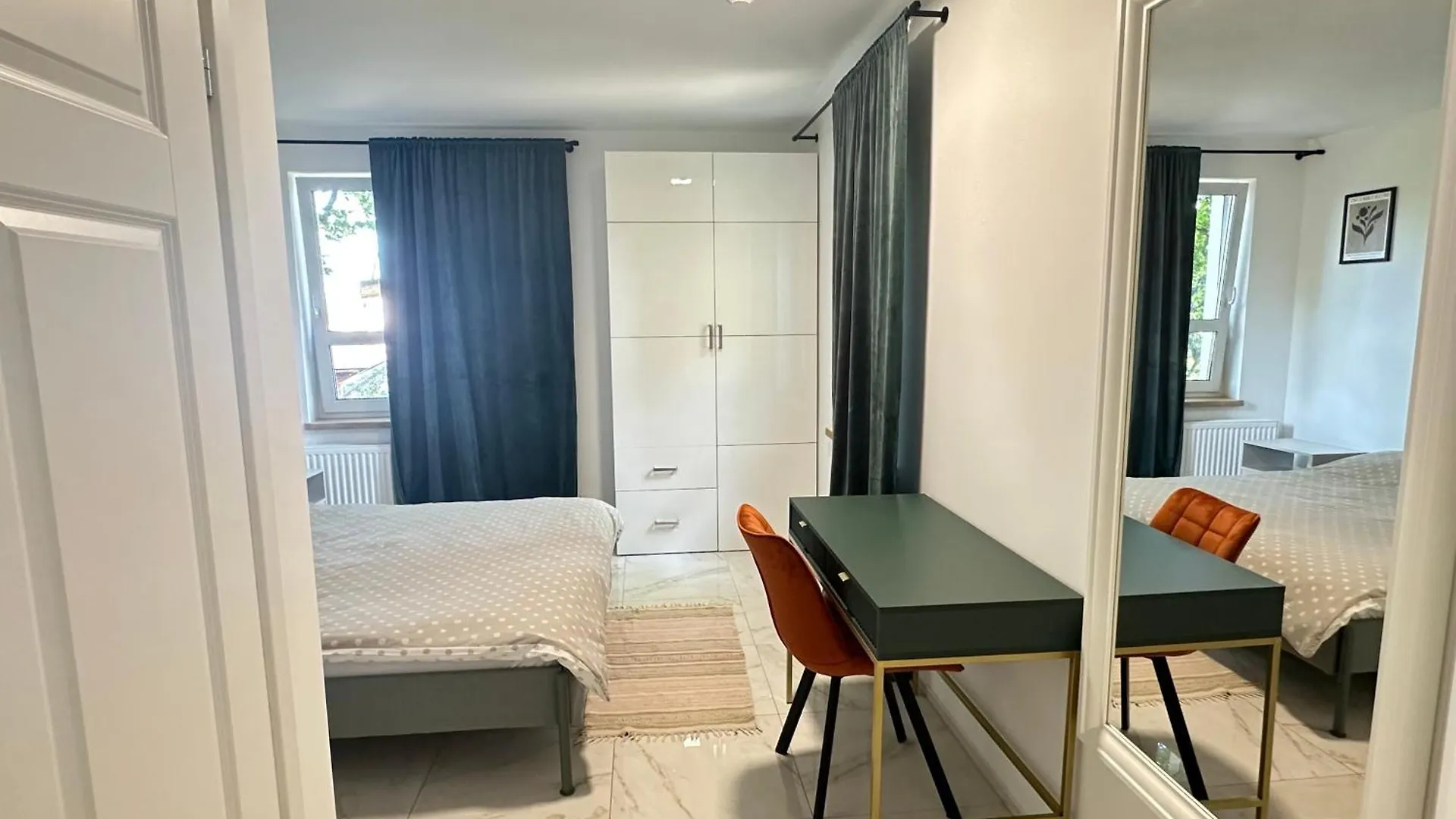 Moveen! Wynajem Apartamentow We Wroclawiu! 10 Minut Od Centrum 0*, Vratislav
